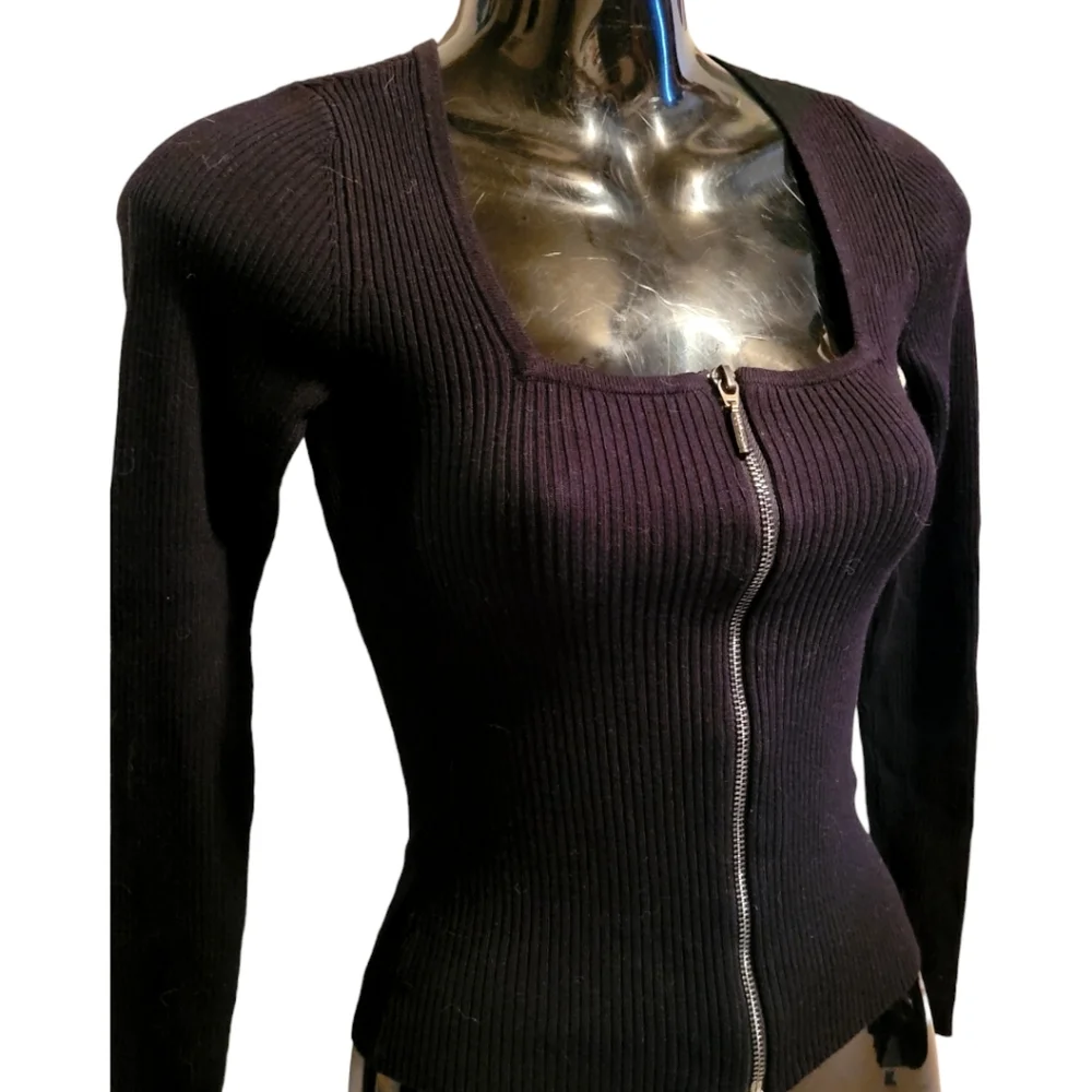 GUESS - Ribbed Long Sleeve Top - Picture 2 of 10